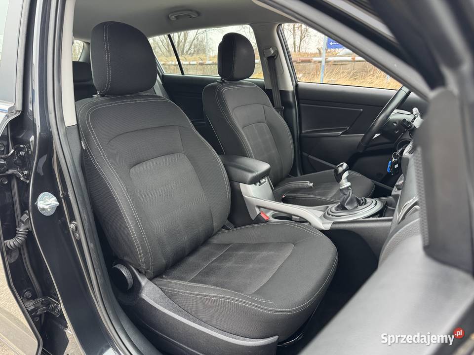 Kia Sportage 16 BENZYNA Klimatronik Nawigacja Konin sprzedam