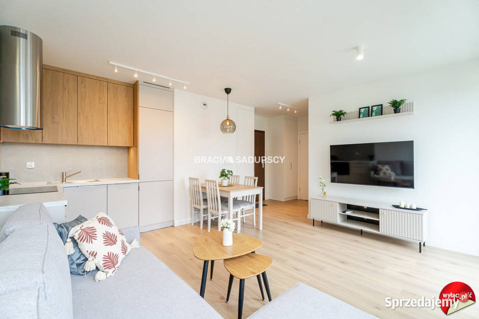 Mieszkanie Kraków 407 metrów 2 pokoje