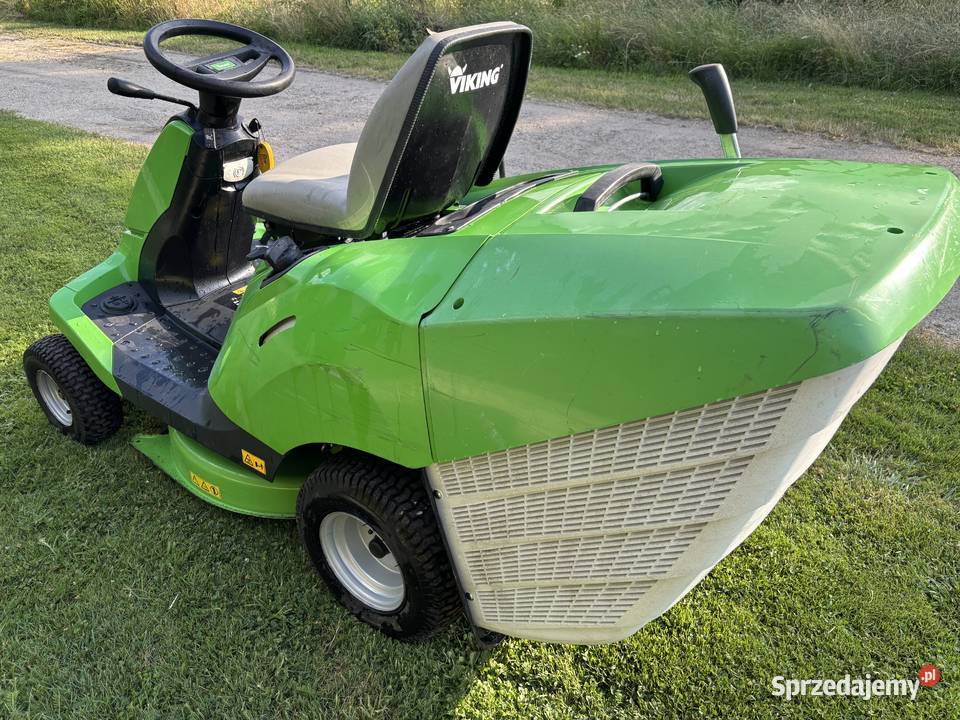 Traktorek Viking R4 Ostrowąsy