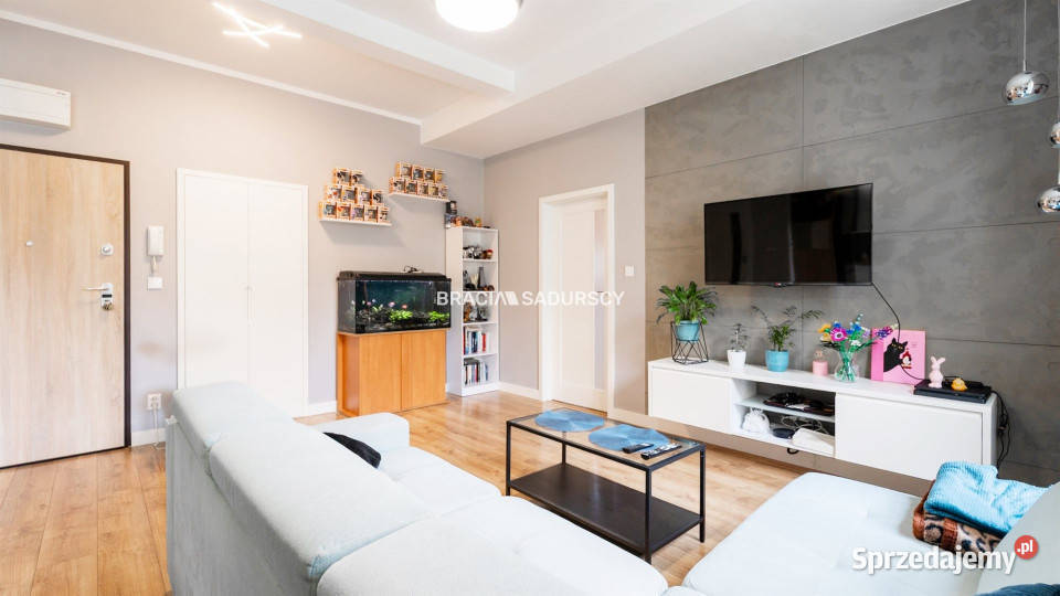 Mieszkanie sprzedam 4977m2 2 pok Kraków os sprzedam