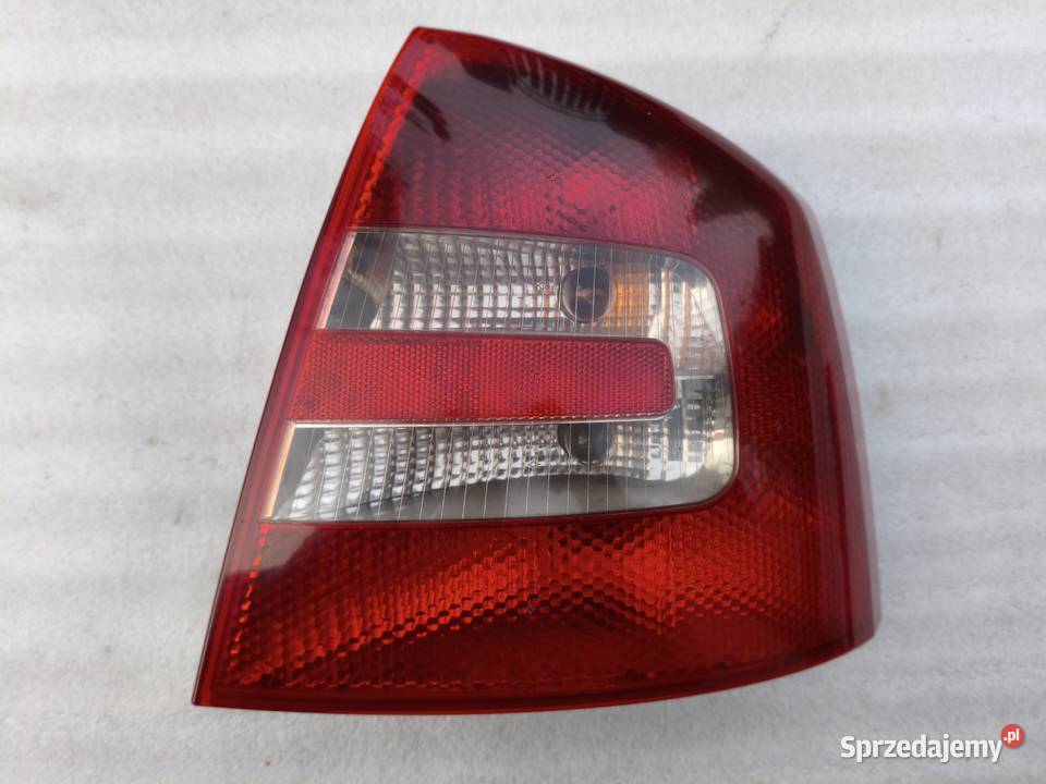 Lampa Prawy Tył Tylna Prawa Skoda Octavia II osobowe Wyszków