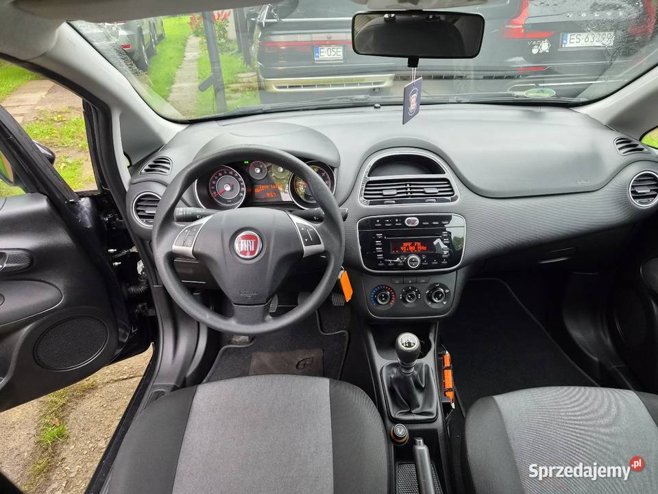 Fiat Punto 2013r 12 benzyna 154 Nowy rozrząd 69KM Skierniewice