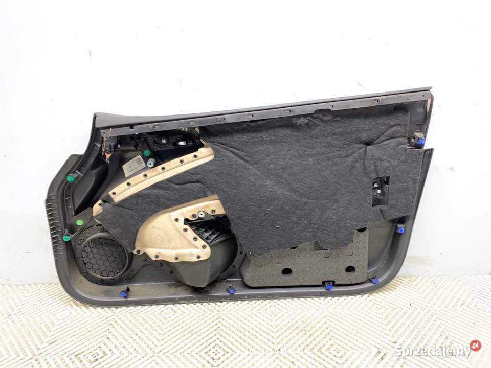 BOCZEK DRZWI LEWY PRZÓD OPEL ASTRA J Hatchback