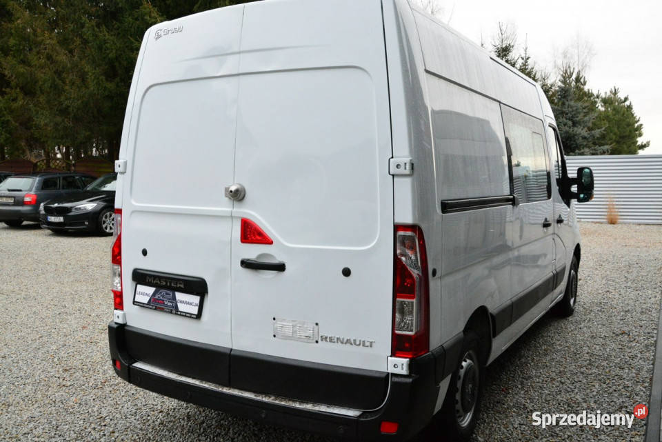 Renault Master średniak 7 osobowy brygadówka nieuszkodzony Renault Warszawa