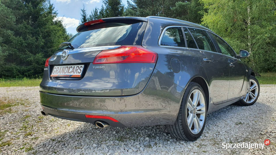 Opel Insignia 16T 180 Sports Tourer NAVI Skóra kurtyny powietrzne sprzedam
