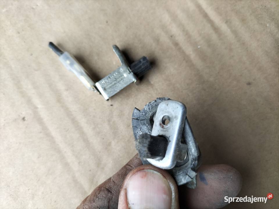 GOLF 2 JETTA 2 WŁĄCZNIK OŚWIETLENIA KABINY lubelskie Kamień-Kolonia sprzedam