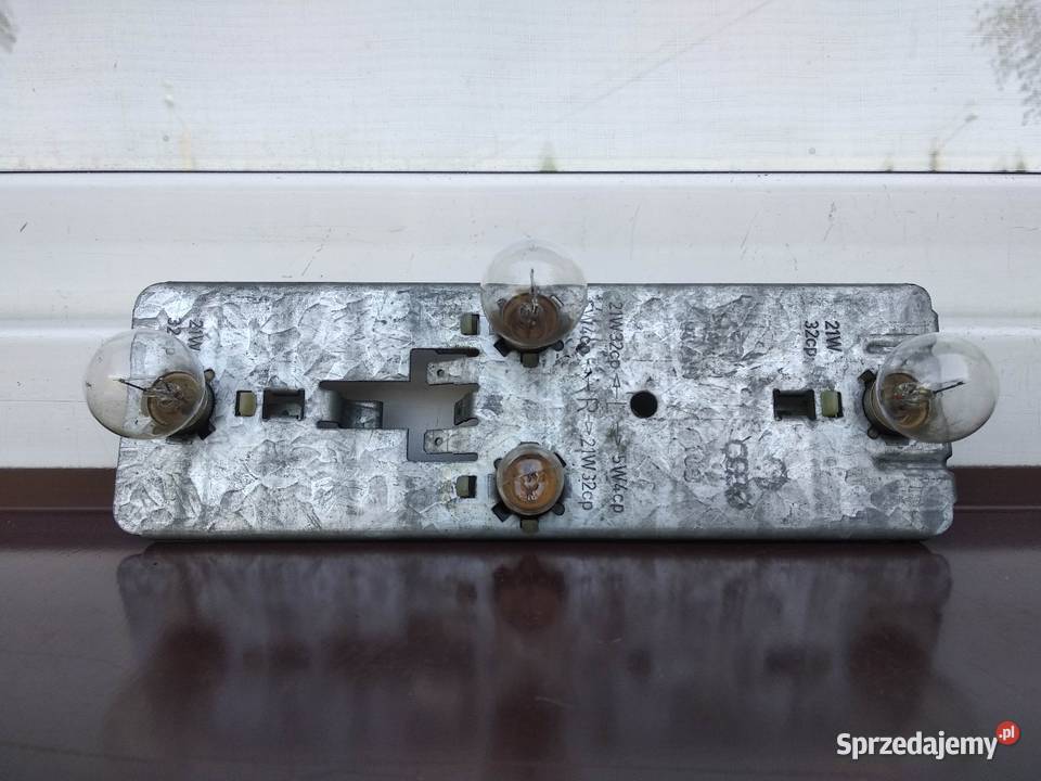 VW Golf MK1 I wkład oprawka lampy tylnej tył Sieradz