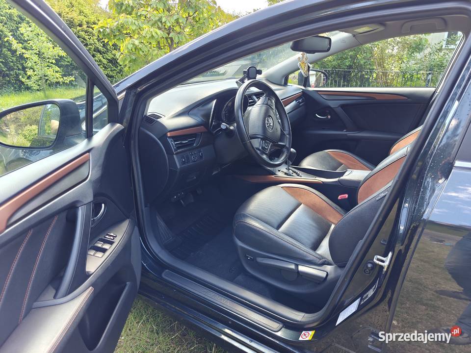 Toyota Avensis T27 20 Premium MS Executive Navi isofix Gdańsk