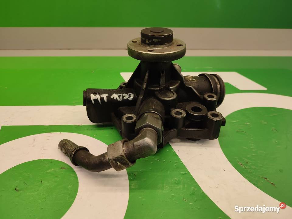 Pompa wody 11103803 silnik Deutz 942241 MANITOU