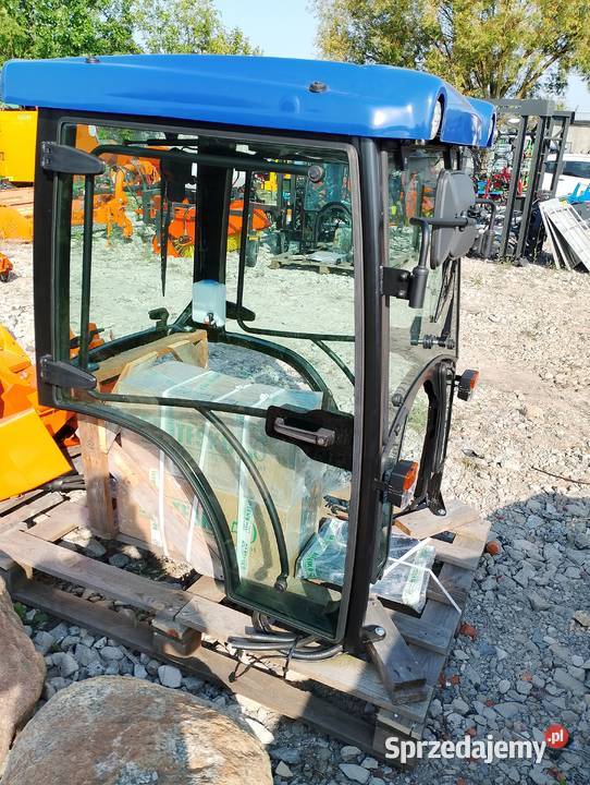 Kabina ochronna do ciągnika Farmtrac 26 4 WD Łęczyca