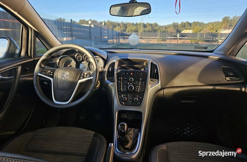 Sprzedam Opel Astra J 16 Benzyna Gaz 115 Włocławek