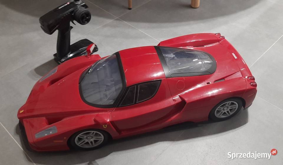 Model RC Ferrari Enzo 24 GHz skala 17 Olsztyn sprzedam