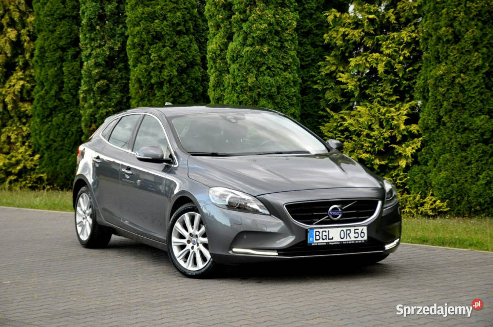 Volvo V40 16d115LiftXenonLedVirtualKameraParkt ESP Ostrów Mazowiecka