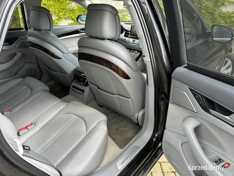 Audi A8 Faktura VAT 23 Salon Polska D4 2010 śląskie Tarnowskie Góry