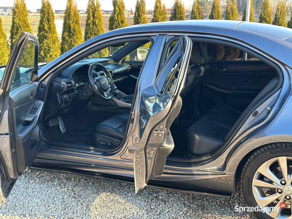 Lexus IS 300h FSport Prestige ZADBANY nieuszkodzony dolnośląskie Wrocław