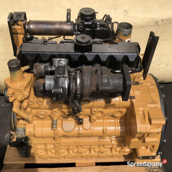 Kubota silnikCaterpillar V3007