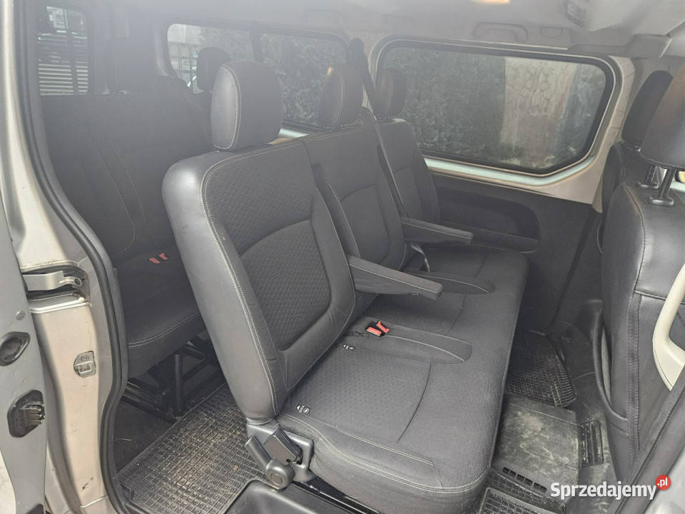 Opel Vivaro 16 CDTI140 8osób Long Skrzydła system Start-Stop