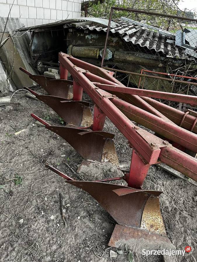 Pług 4skibowy zagonowy wysokie słupice Bzite