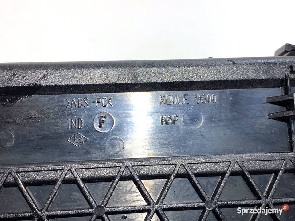 UCHWYT NA NAPOJE RENAULT LAGUNA III 0715 Kombi Uchwyty fabryczne