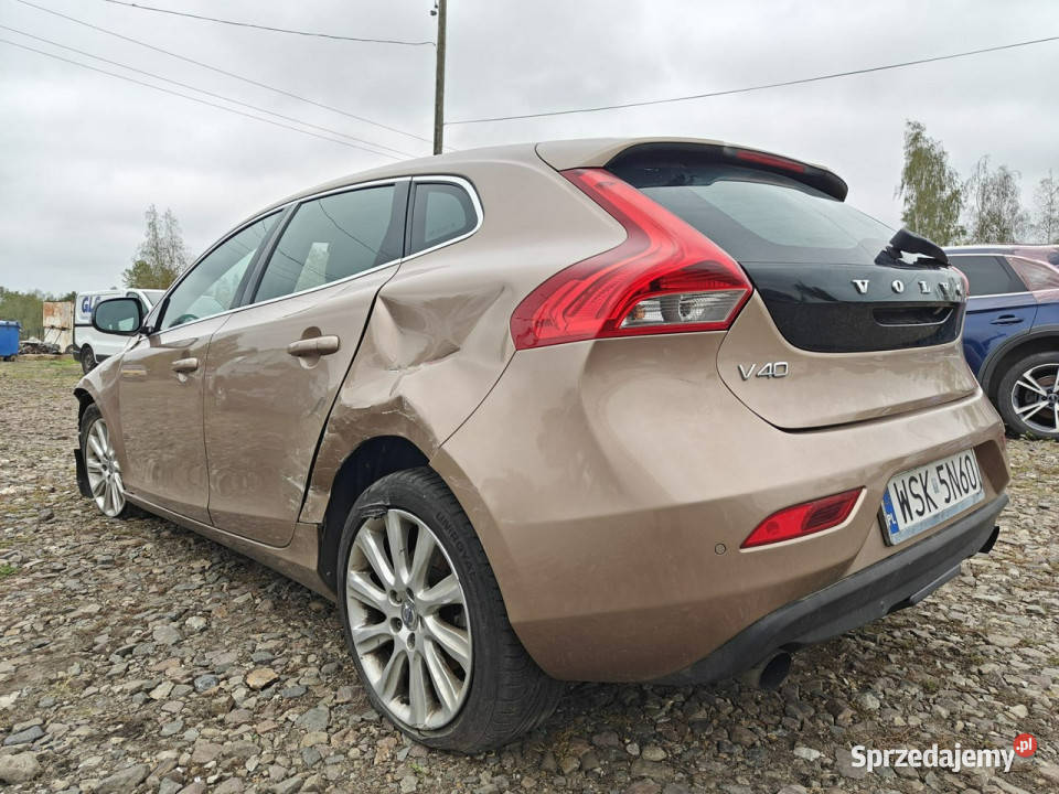 Volvo V40 II 2012 Rok produkcji 2012