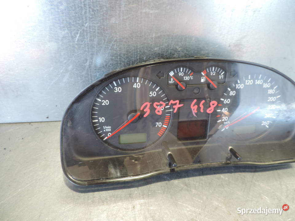 LICZNIK ZEGARY VW PASSAT B5 18 20V 3B0920822 Nowy Sącz sprzedam