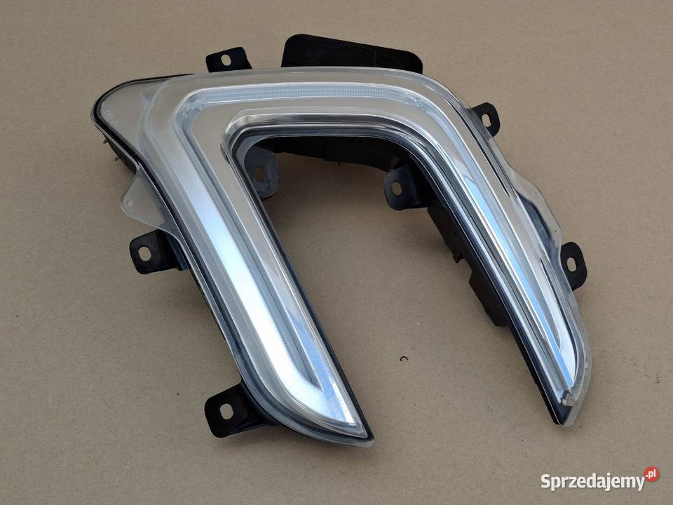 RENAULT CAPTUR LIFT HALOGEN LED DRL PRAWY LAMPA lubuskie Bieleń