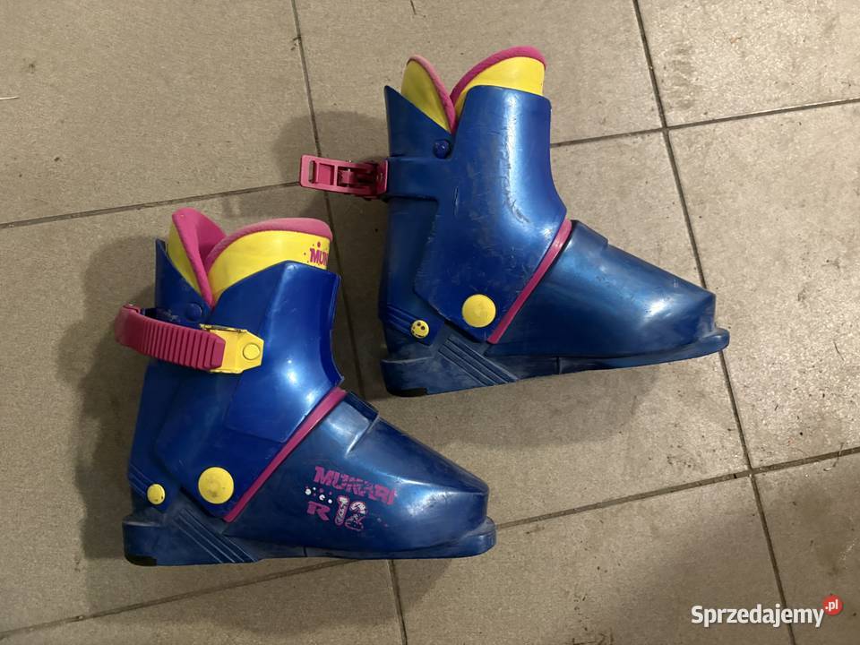 Buty narciarskie 21 środek Narty sprzedam