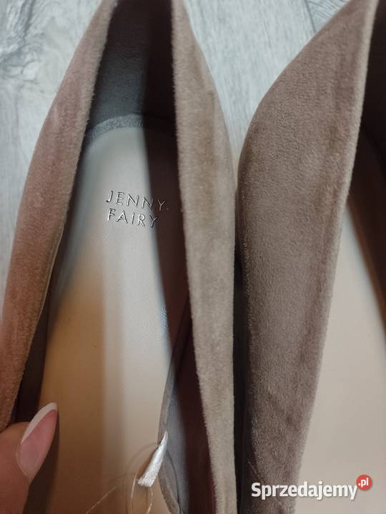 40 Jenny Fairy Beżowe czółenka wieczorowe NOWE małopolskie