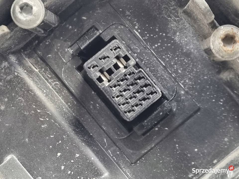 LAMPA LEWA Volvo S80 II V70 III PRZEDNIA lewy Rudka