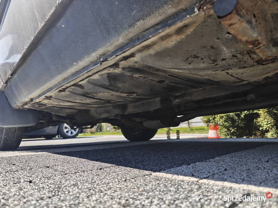 Polonez Caro 16 1992 czarne tablice bez rdzy Caro Bieździadka