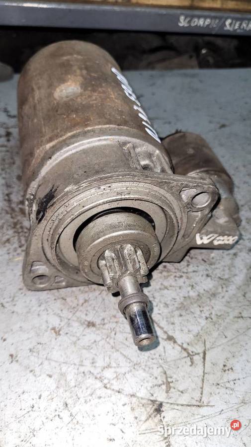 Rozrusznik Audi 80 B3 16 TD 068911028E Łagów