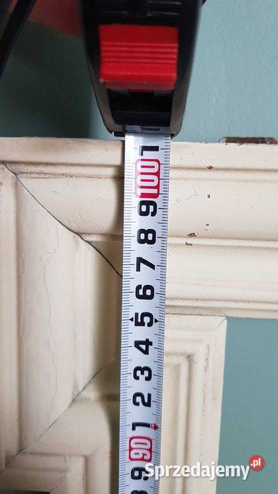 Stara biała drewniana rama na lustro obraz Katowice