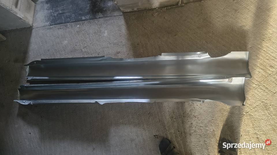 Progi i lampy tylne skoda octavia 2 Rok produkcji 2004 mazowieckie