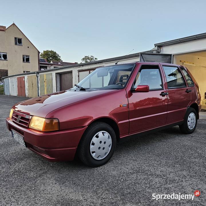 Dobrze zachowany Fiat UNO 10 garażowany Trzcianka