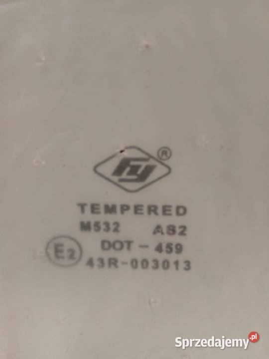 Szyba Drzwi Prawych Przednich Hyundai Santa Fe Bralin