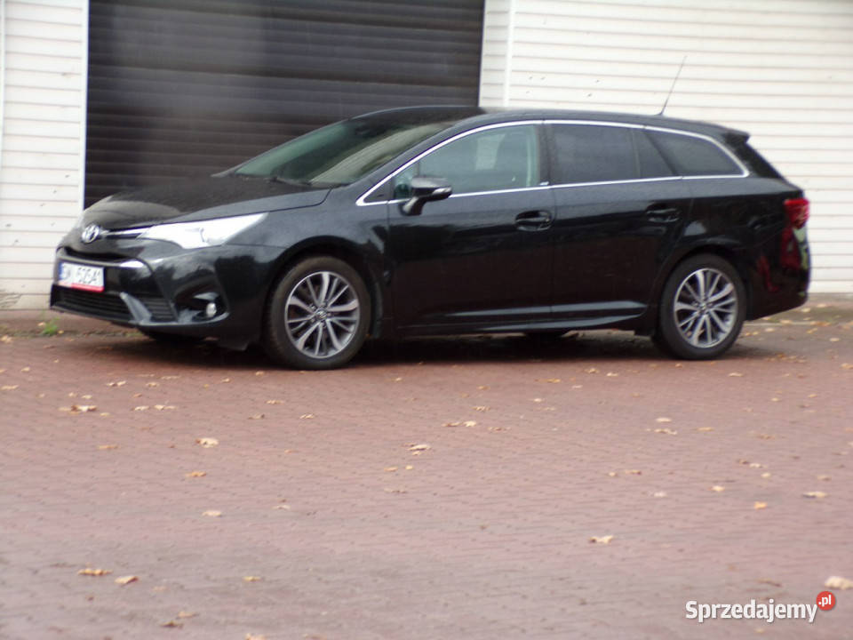 Toyota Avensis BI LED Edition S Navi 20 143 2017