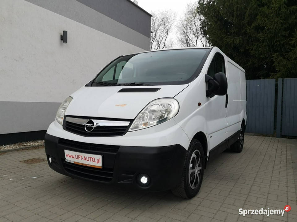 Opel Vivaro 20 CDTI 115 Klima HAK Ledy 3 osobowy Strzegom