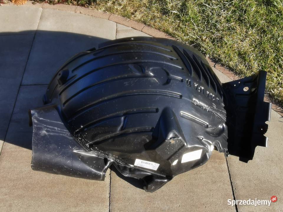 Nadkole lewe przód MercedesBenz C Klasa W204 osobowe