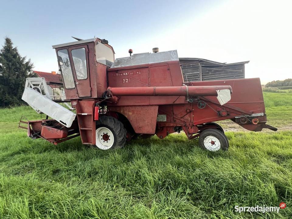 International 321 całość na czesci nieuszkodzony sprzedam