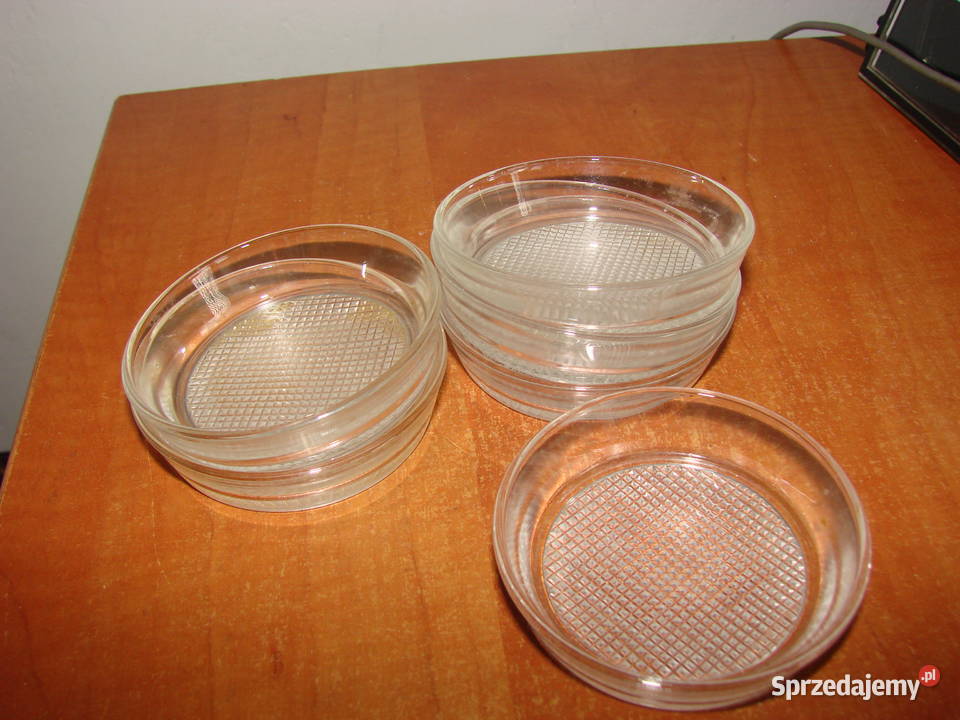 szklane podstawki PRL Pruszcz Gdański sprzedam