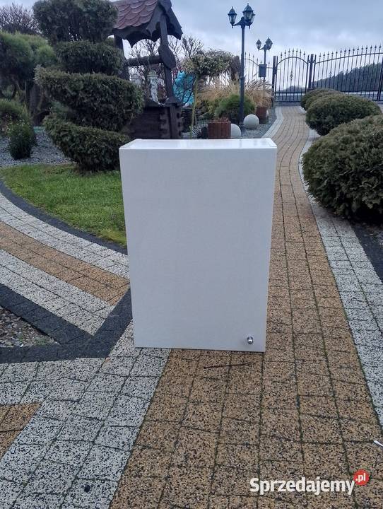 Sprzedam wąską szafkę wiszącą Września sprzedam