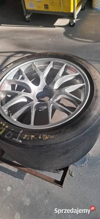 BBS Motorsport Felga 18 z oponą Pirelli na śrubę Górsk