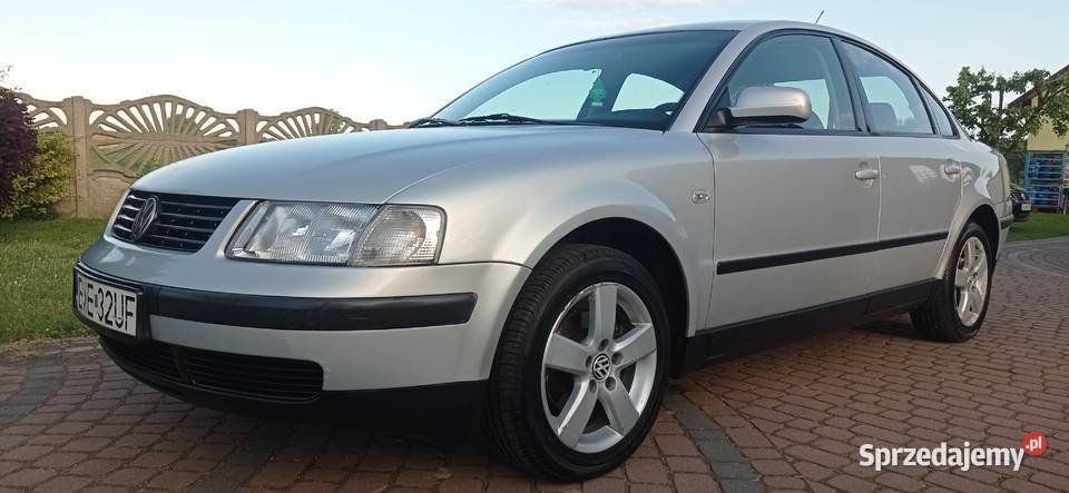 Volkswagen Passat 18 ADR BG zadbany odtwarzacz DVD
