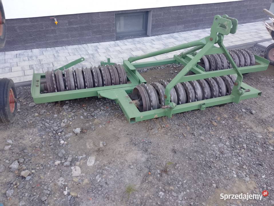Pług obrotowy wał posiewny siewnik Amazone d7
