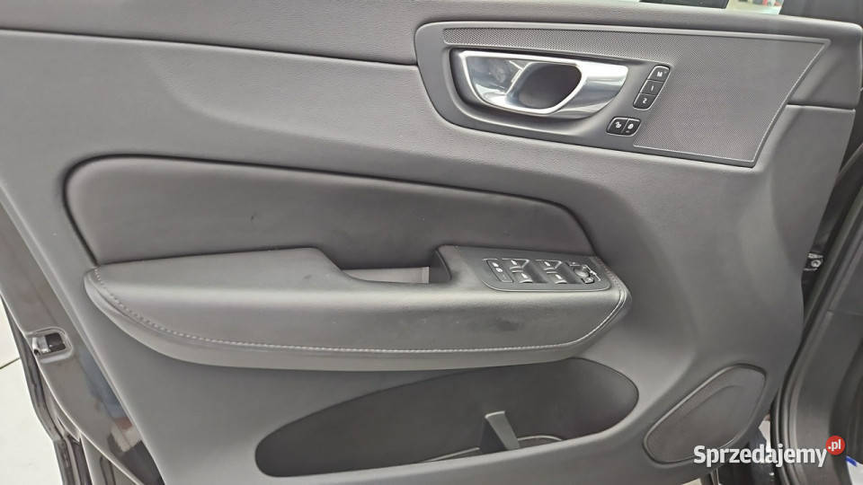 Volvo XC 60 B4 D Plus Dark aut Z Polskiego immobilizer mazowieckie Warszawa