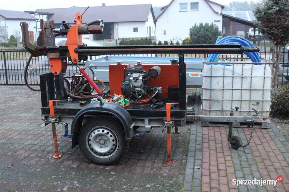 Wiertnica do studni WEBEN 2021 na przyczepce do