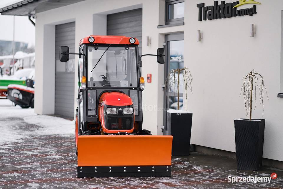 Kubota B2741 S Neo Star 4x4 27 CAB pług do Napęd 4x4 Kubota Tajęcina