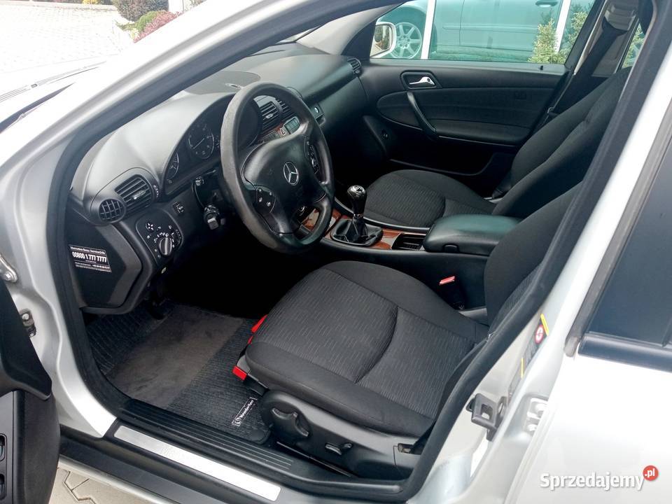 Mercedes C180 W203 z gazem LPG stan optyczny i Rok produkcji 2006 Samochody osobowe śląskie Częstochowa
