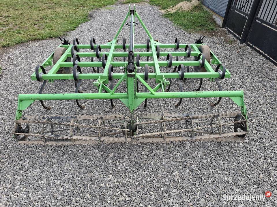 Agregat Uprawowy 210m Bomet z wałkiem Radom