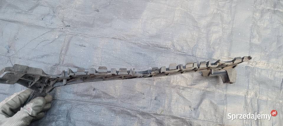 Ślizg mocowanie zderzaka tył lewy FORD B śląskie